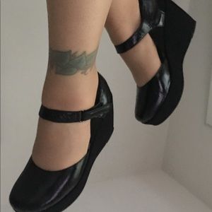 NWT,NIB, Antelope patent leather/suede wedge sz. 9